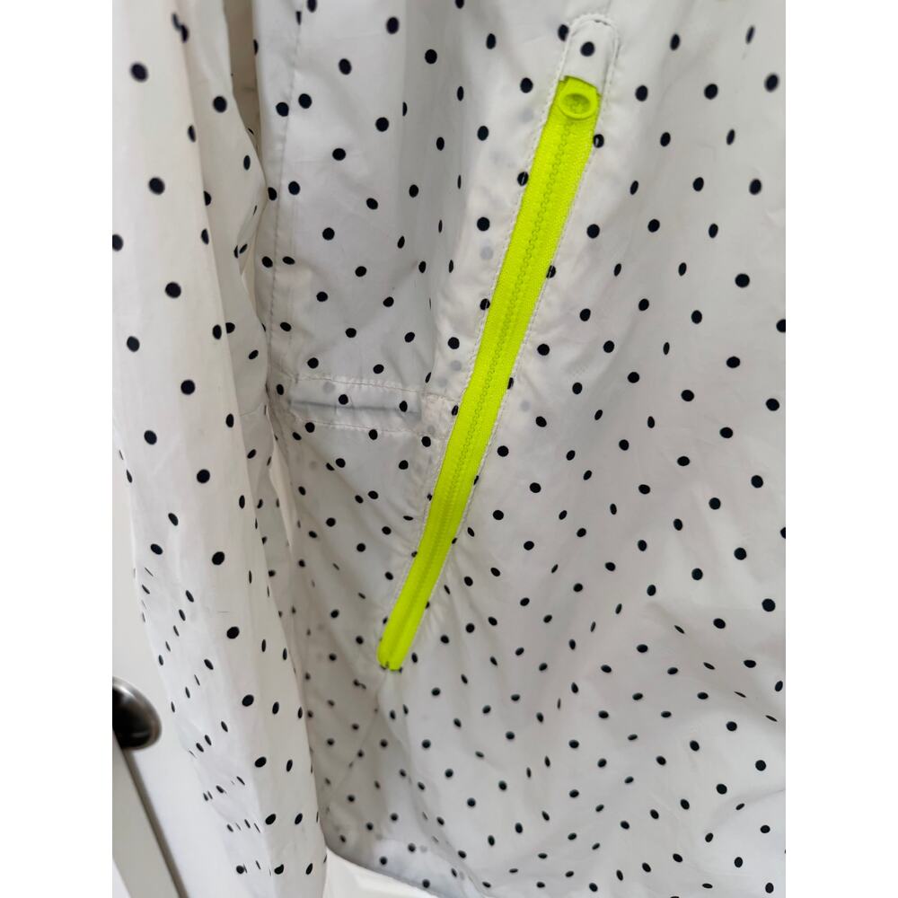 Nike Lightweight Windrunner Athletic Windbreaker … - image 3